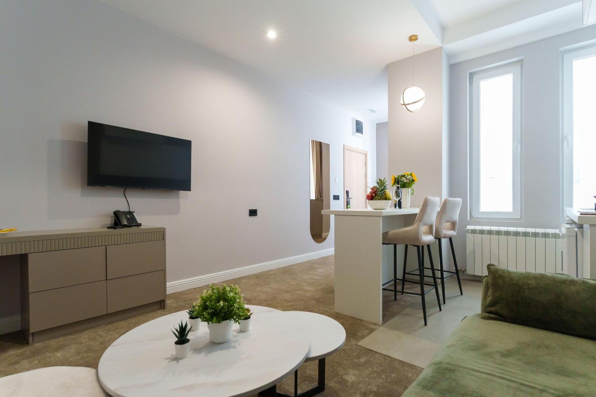 Move In Apartments Белград Экстерьер фото